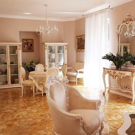 Hotel La Scogliera Bordighera Eksteriør billede
