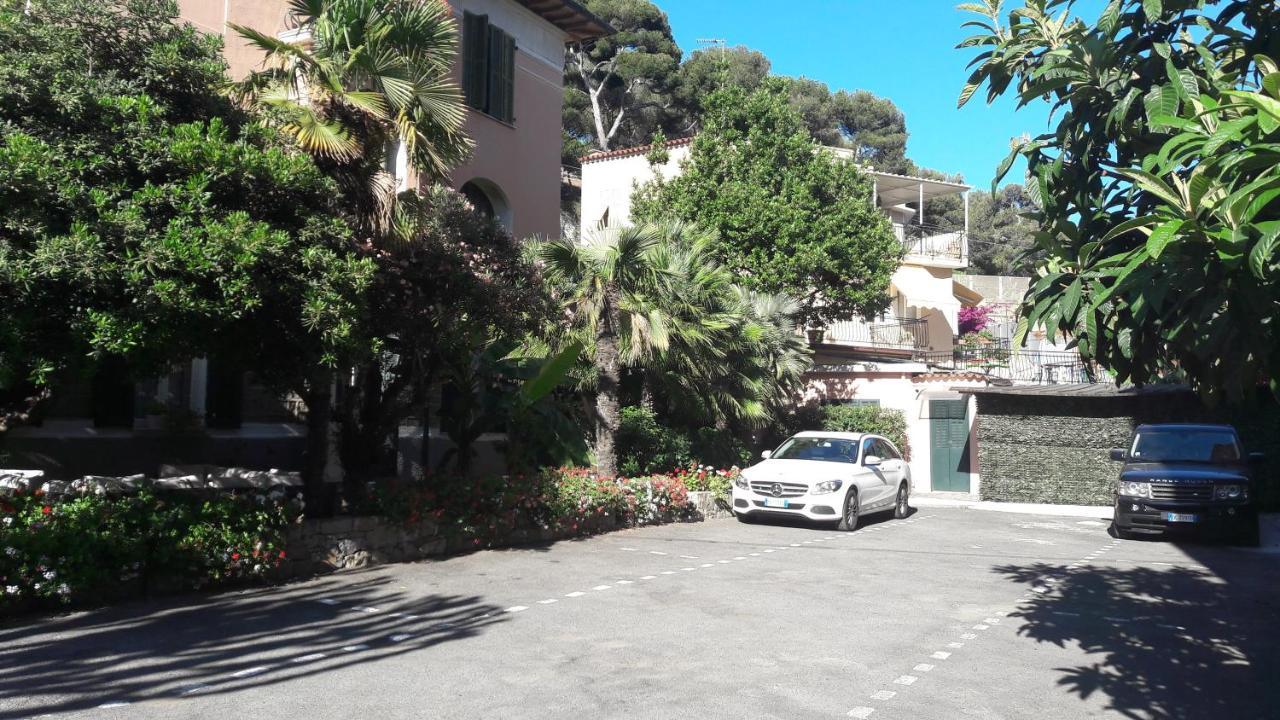 Hotel La Scogliera Bordighera Eksteriør billede