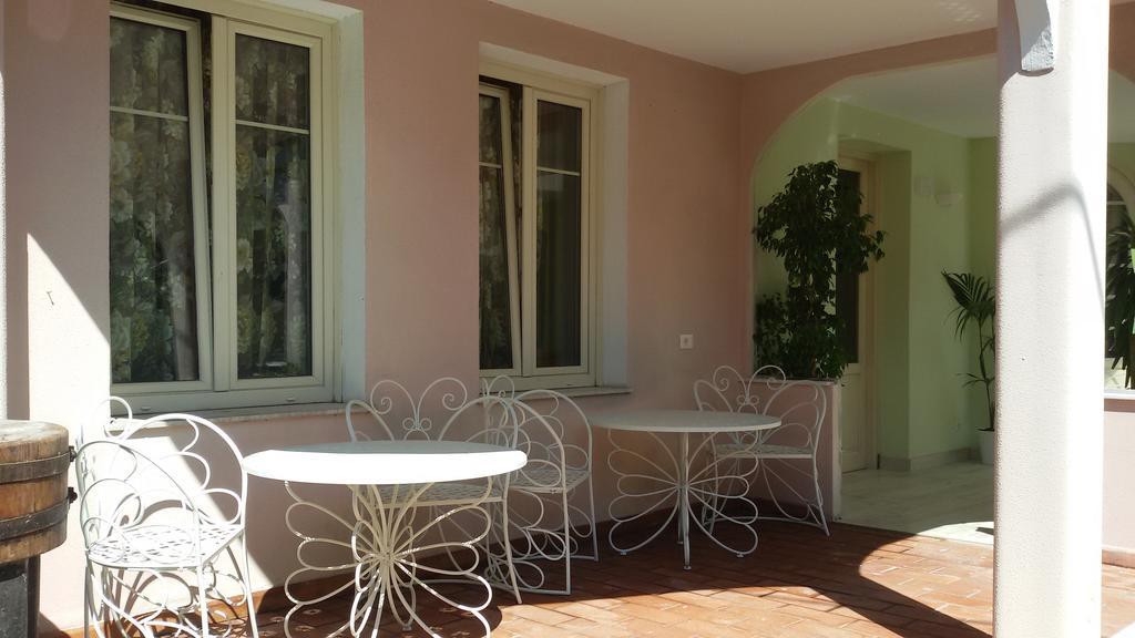 Hotel La Scogliera Bordighera Eksteriør billede