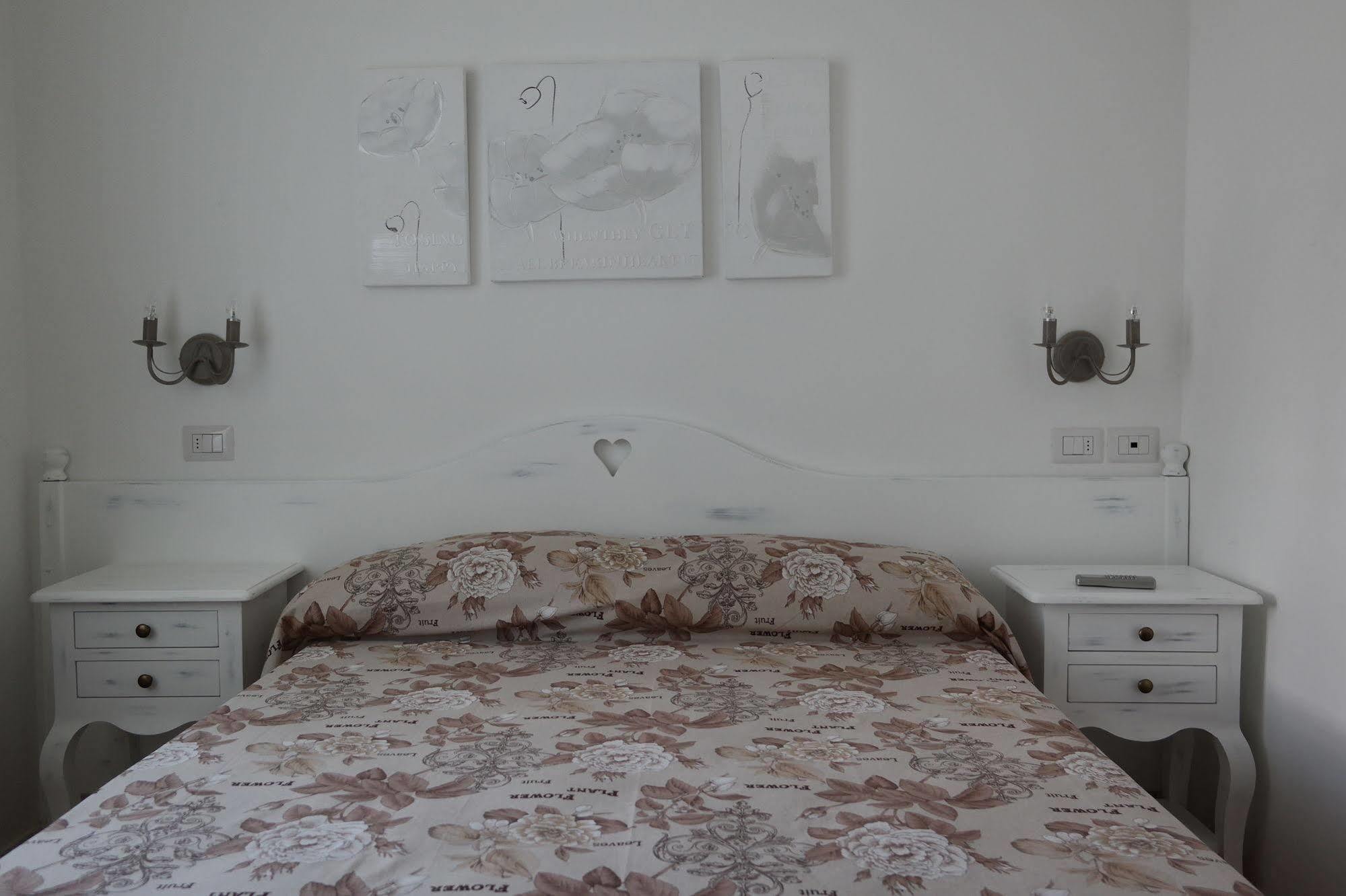 Hotel La Scogliera Bordighera Eksteriør billede