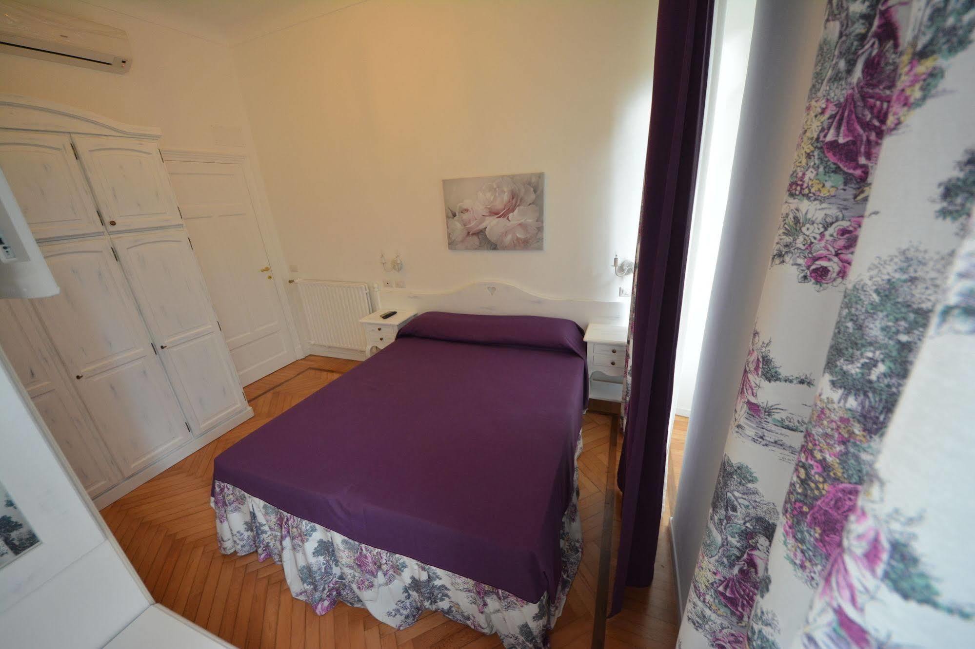 Hotel La Scogliera Bordighera Eksteriør billede