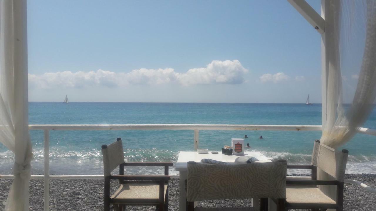 Hotel La Scogliera Bordighera Eksteriør billede