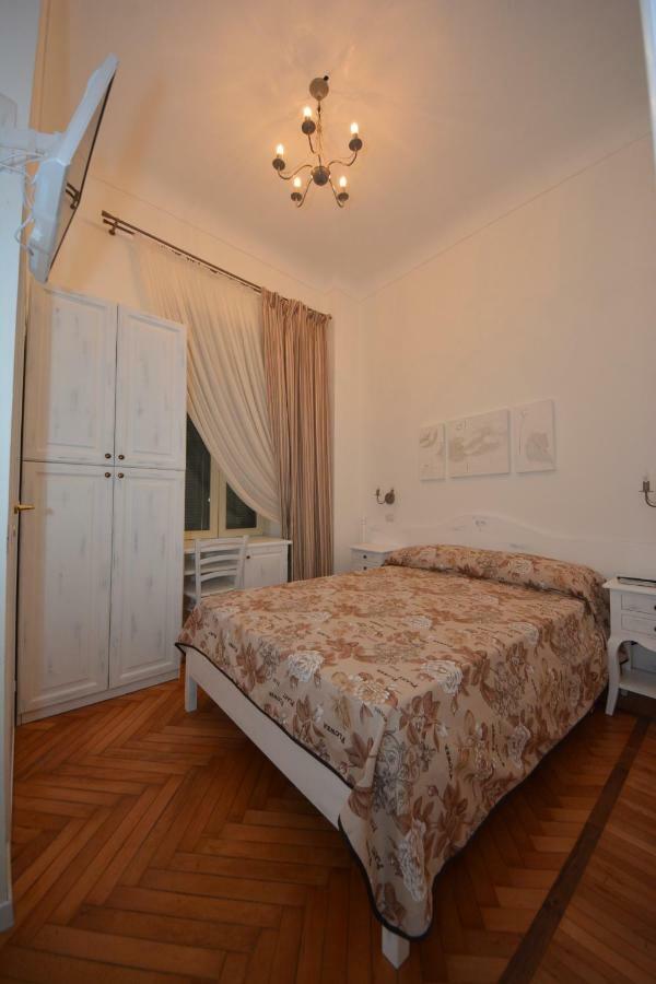 Hotel La Scogliera Bordighera Eksteriør billede